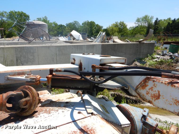 image for item FH9484 New Idea 5209 disc mower