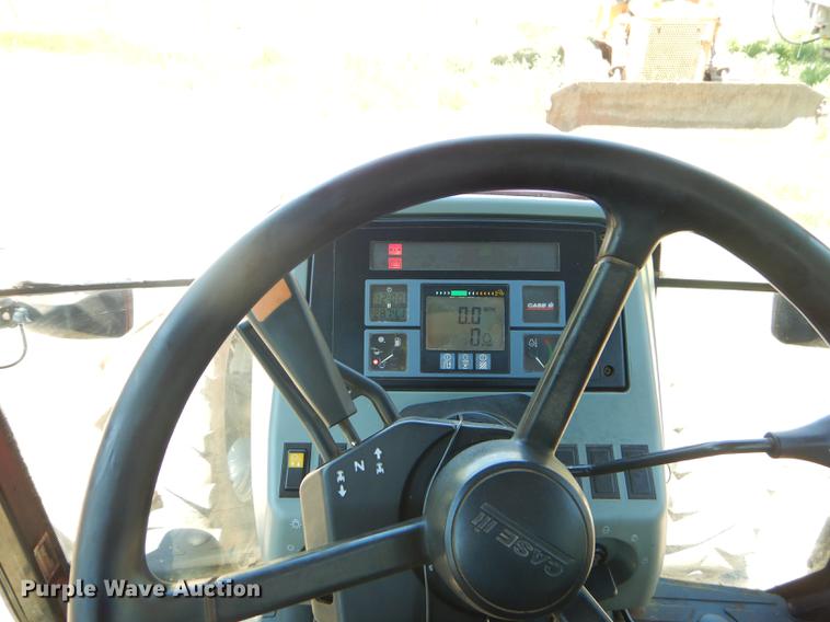 image for item FH9499 1998 Case IH MX120 tractor