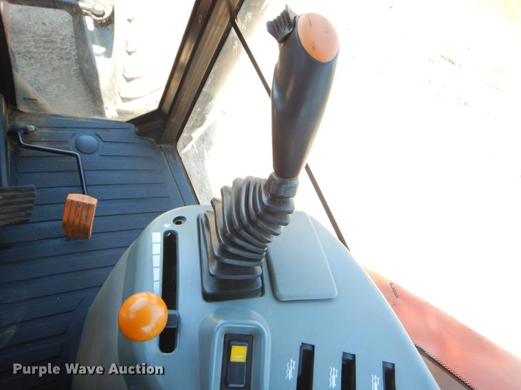 image for item FH9499 1998 Case IH MX120 tractor