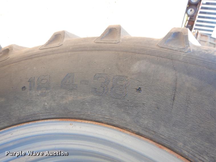 image for item FH9499 1998 Case IH MX120 tractor