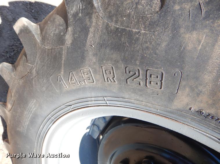 image for item FH9499 1998 Case IH MX120 tractor