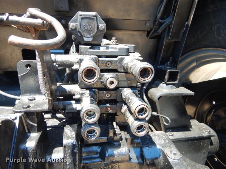 image for item FH9499 1998 Case IH MX120 tractor