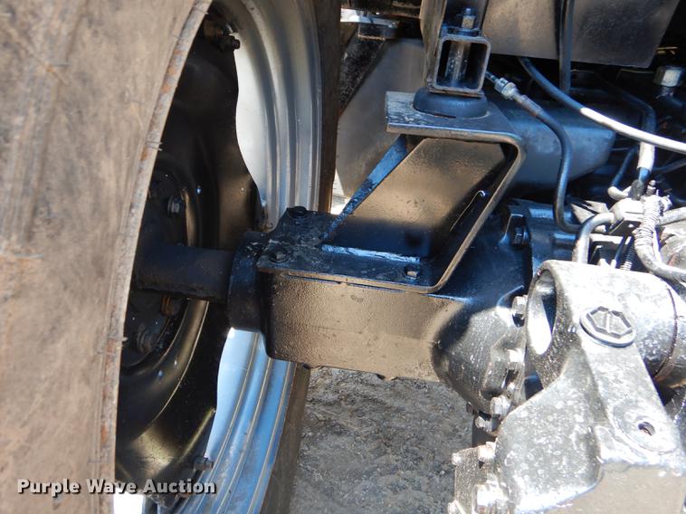 image for item FH9499 1998 Case IH MX120 tractor