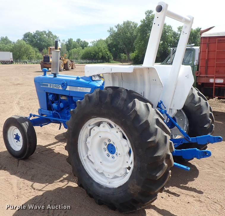 image for item FH9924 Ford 4600 tractor