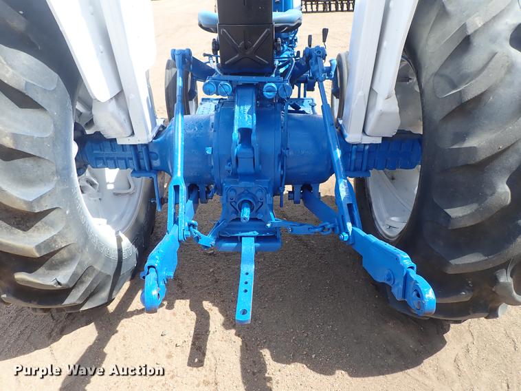 image for item FH9924 Ford 4600 tractor