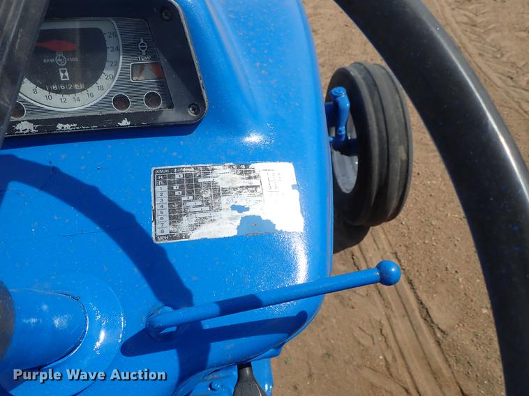 image for item FH9924 Ford 4600 tractor