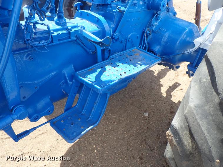 image for item FH9924 Ford 4600 tractor