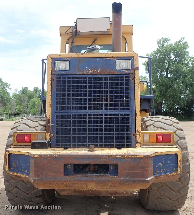 image for item FH9925 1993 Komatsu WA450-2 wheel loader