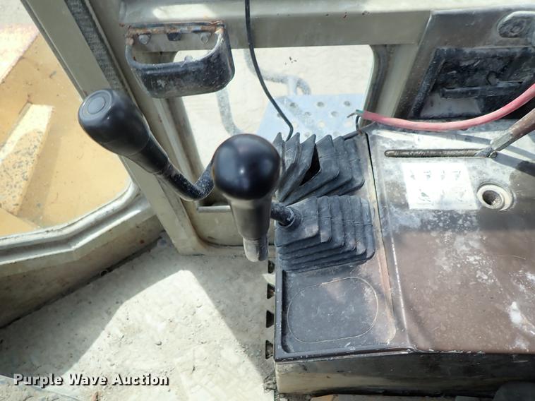 image for item FH9925 1993 Komatsu WA450-2 wheel loader