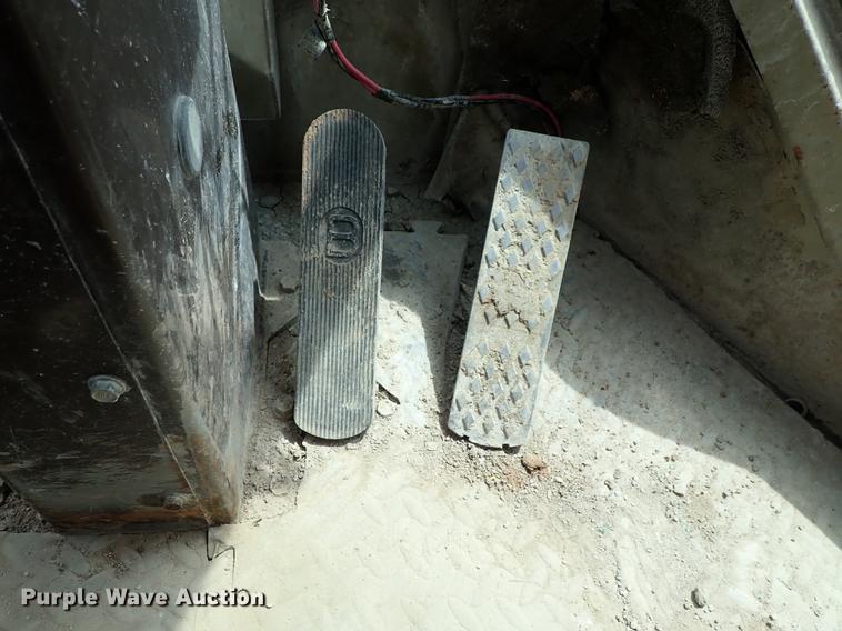 image for item FH9925 1993 Komatsu WA450-2 wheel loader