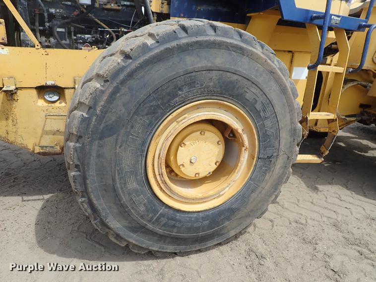 image for item FH9925 1993 Komatsu WA450-2 wheel loader