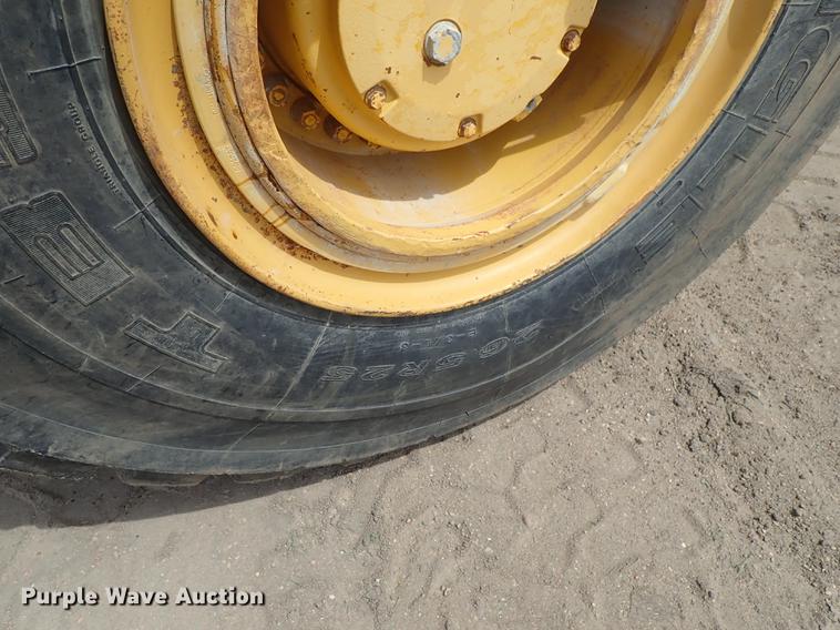 image for item FH9925 1993 Komatsu WA450-2 wheel loader