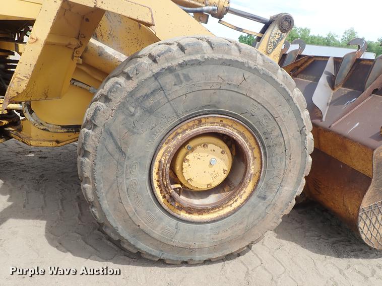 image for item FH9925 1993 Komatsu WA450-2 wheel loader