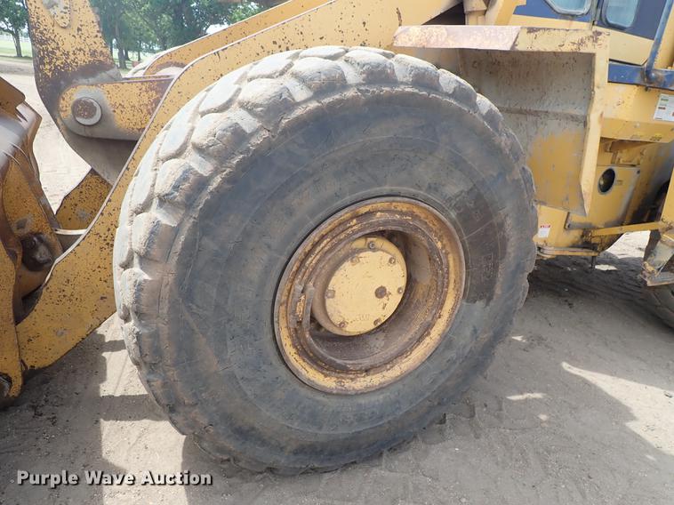 image for item FH9925 1993 Komatsu WA450-2 wheel loader