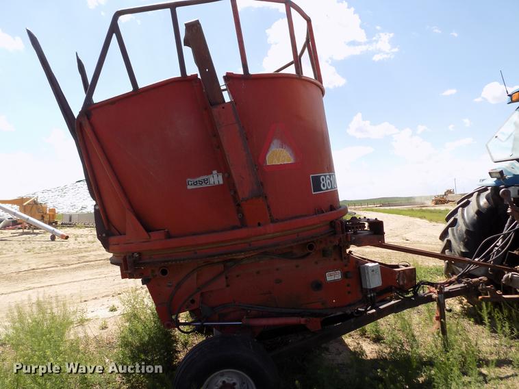 image for item FN9501 Case IH 8610 bale processor