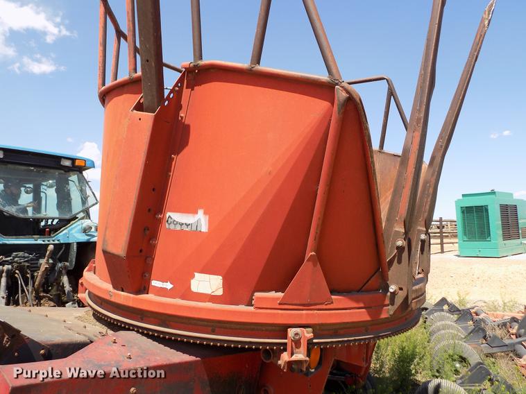 image for item FN9501 Case IH 8610 bale processor