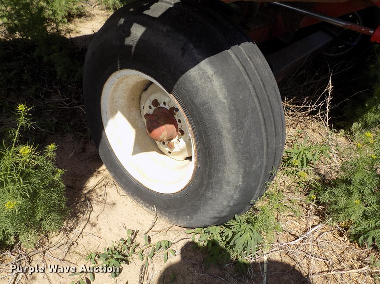 image for item FN9501 Case IH 8610 bale processor