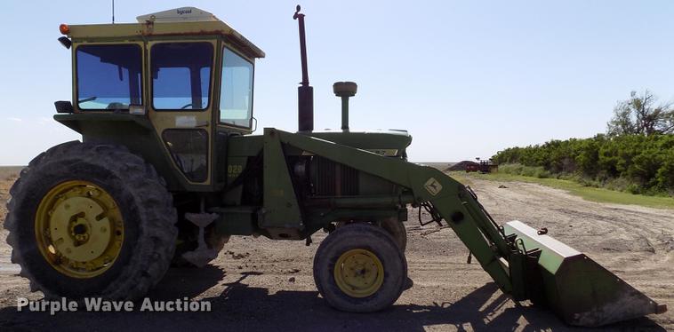 image for item FN9504 1967 John Deere 4020 tractor