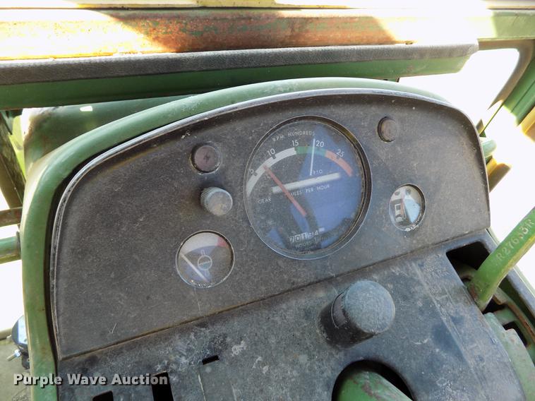 image for item FN9504 1967 John Deere 4020 tractor