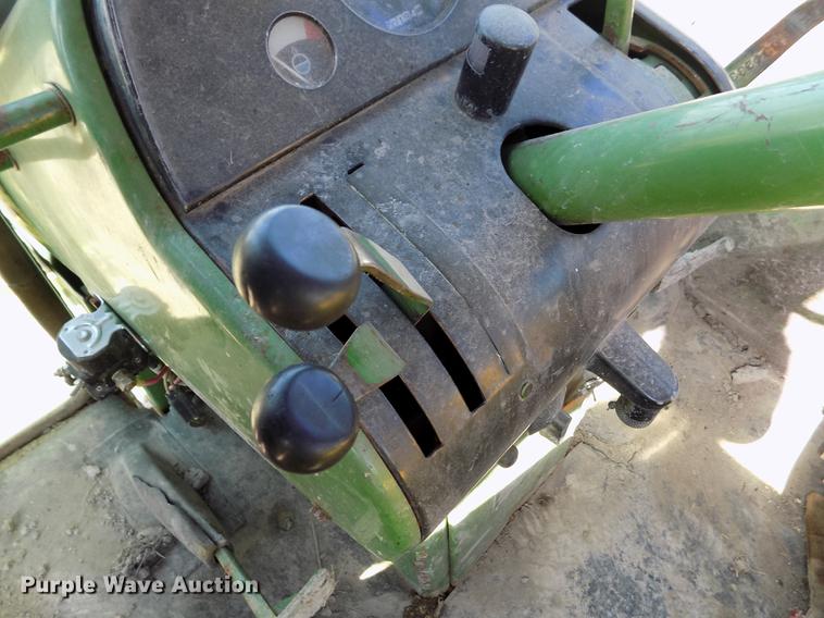 image for item FN9504 1967 John Deere 4020 tractor
