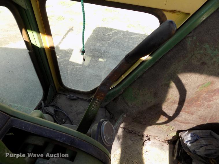 image for item FN9504 1967 John Deere 4020 tractor