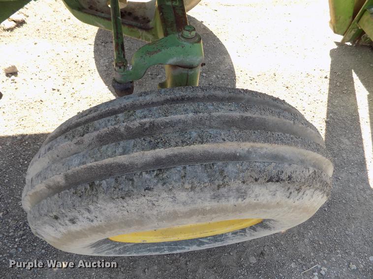 image for item FN9504 1967 John Deere 4020 tractor