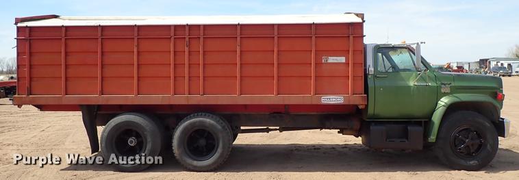 image for item FN9819 1976 Chevrolet C65 grain truck