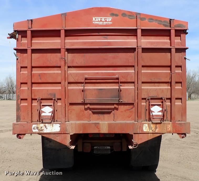 image for item FN9819 1976 Chevrolet C65 grain truck