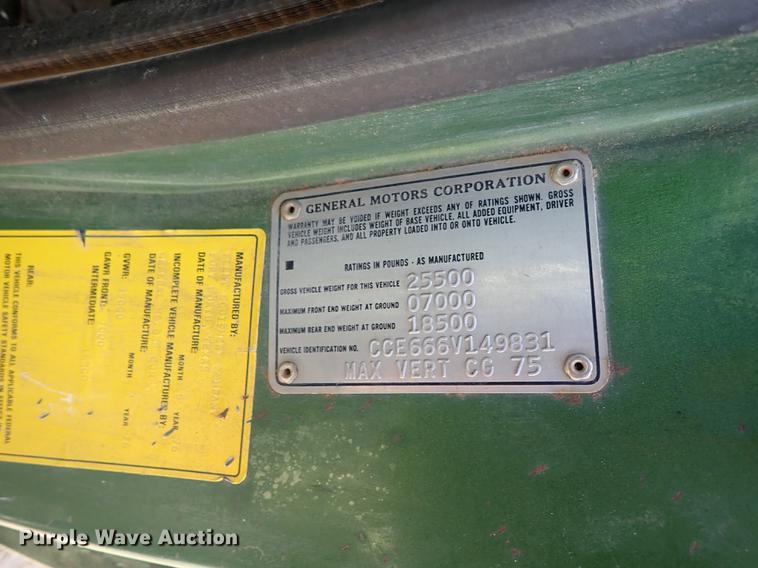 image for item FN9819 1976 Chevrolet C65 grain truck