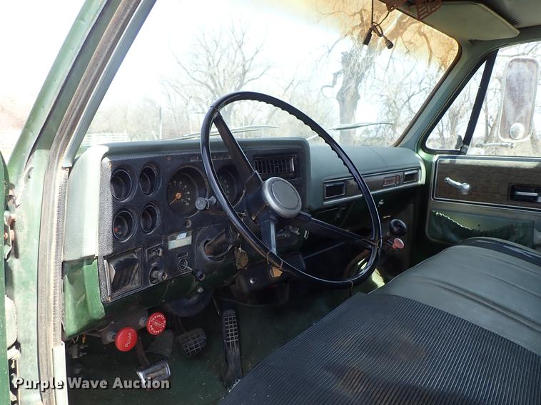 image for item FN9819 1976 Chevrolet C65 grain truck