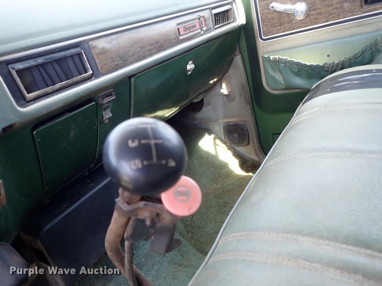 image for item FN9819 1976 Chevrolet C65 grain truck