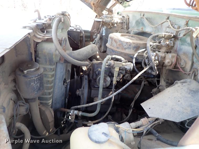 image for item FN9819 1976 Chevrolet C65 grain truck