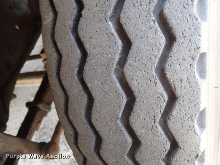 image for item FN9819 1976 Chevrolet C65 grain truck