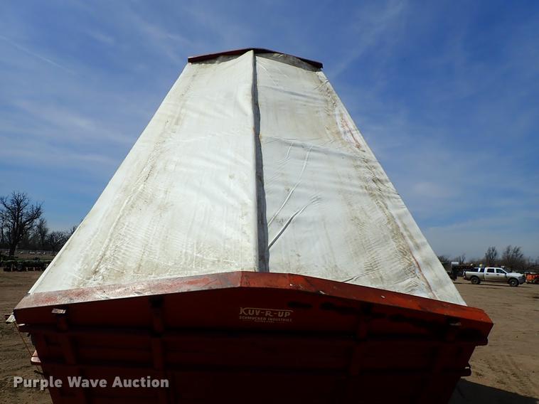 image for item FN9819 1976 Chevrolet C65 grain truck