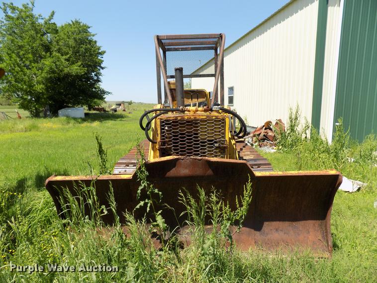 image for item FO9797 1961 International TD9 dozer