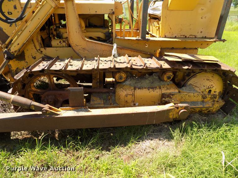 image for item FO9797 1961 International TD9 dozer