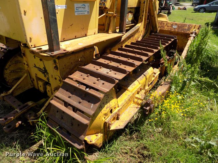 image for item FO9797 1961 International TD9 dozer