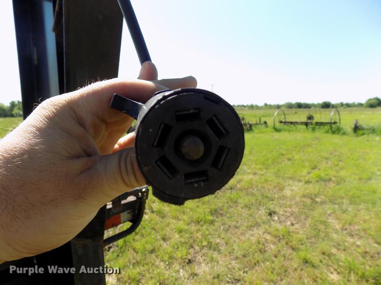 image for item FO9798 2004 DJ equipment trailer