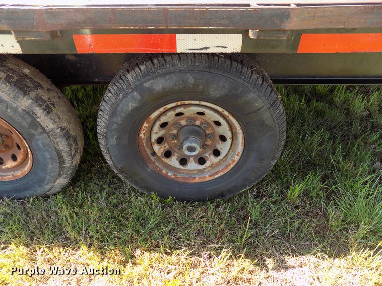 image for item FO9798 2004 DJ equipment trailer