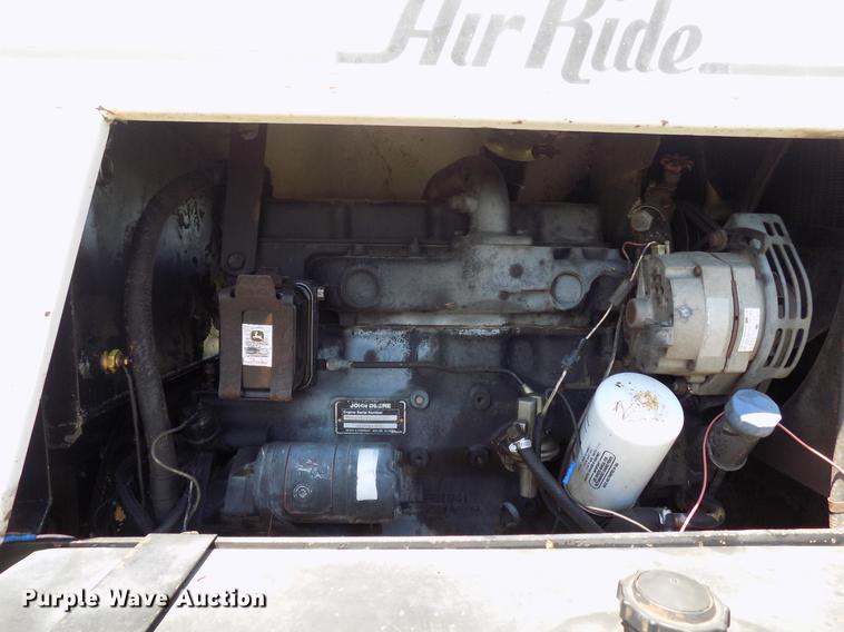 image for item FO9800 Willmar 765HT sprayer