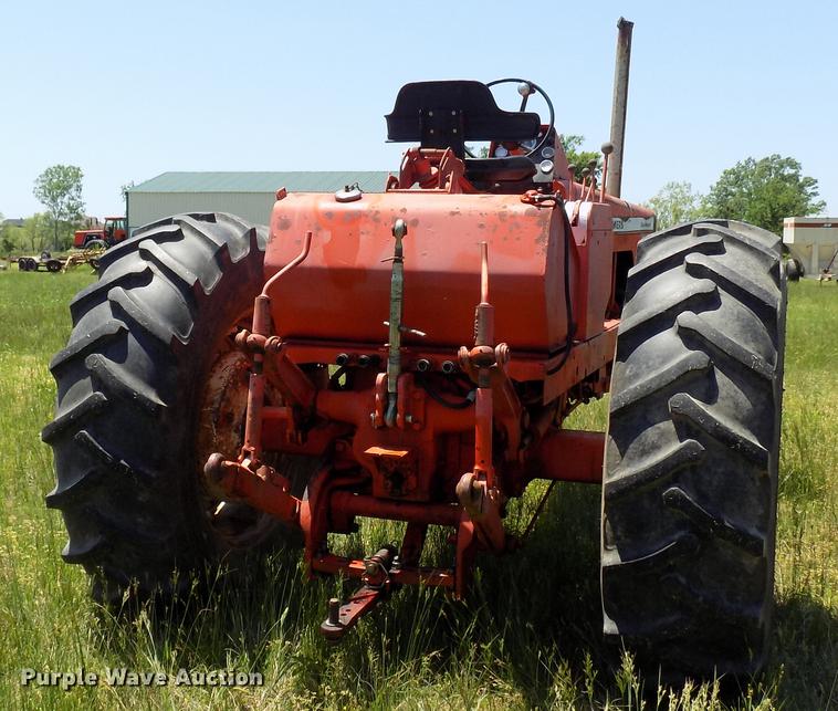 image for item FO9801 1966 Allis Chalmers 190XT tractor