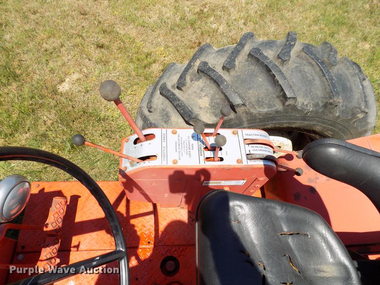 image for item FO9801 1966 Allis Chalmers 190XT tractor