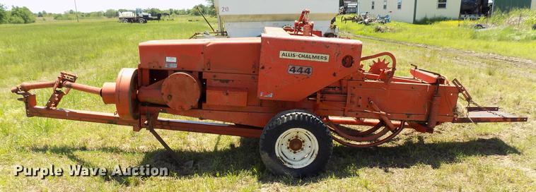 image for item FO9825 Allis Chalmers 444 small square baler