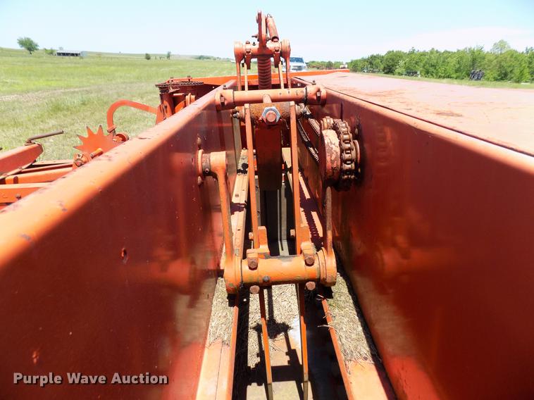 image for item FO9825 Allis Chalmers 444 small square baler