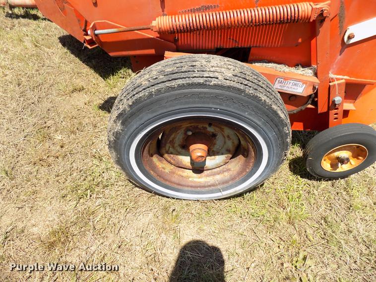 image for item FO9825 Allis Chalmers 444 small square baler