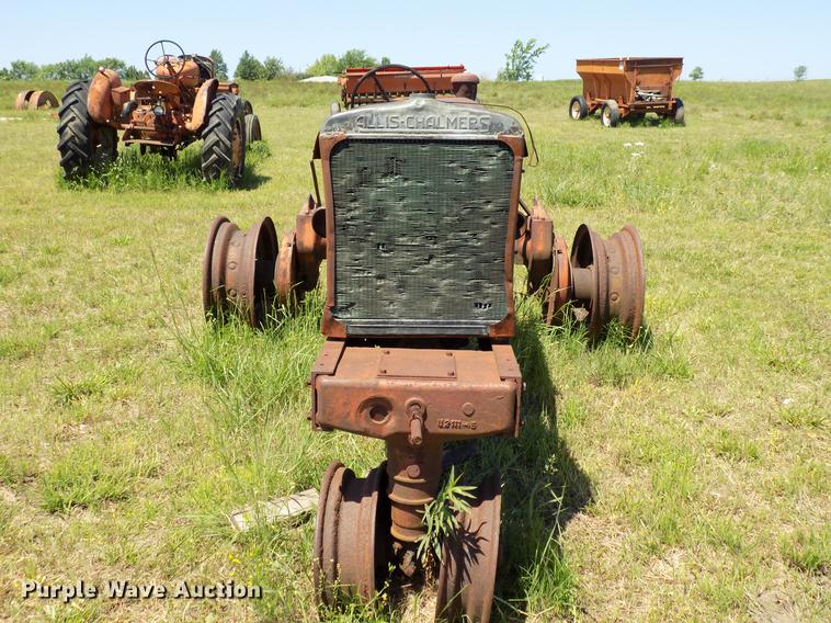 image for item FO9876 Allis Chalmers WC tractor