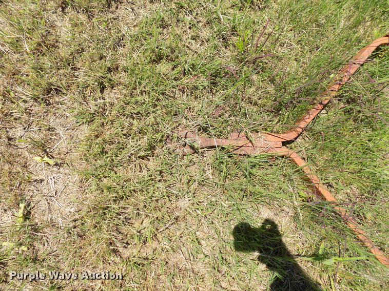 image for item FO9892 Allis Chalmers basket rake