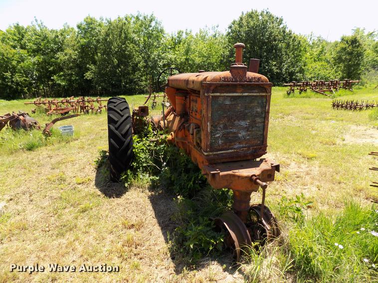image for item FO9897 Allis Chalmers UC tractor