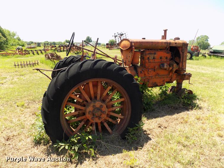 image for item FO9897 Allis Chalmers UC tractor