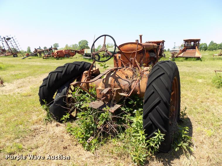 image for item FO9897 Allis Chalmers UC tractor